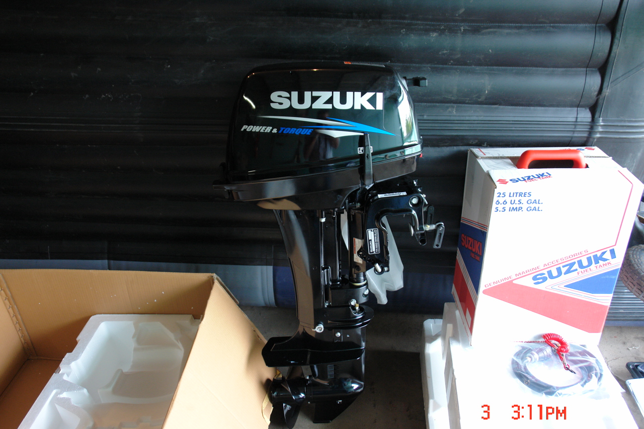 Купить сузуки 9.9 4 тактный. Suzuki DT9.9as. Сузуки ДТ 9.9 АС. Мотор Suzuki DT 9.9 as. Suzuki 9.9 2 тактный.