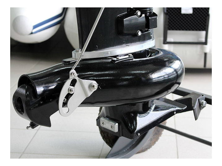 мотор лодочный Suzuki DT40WS JET с водомётной насадкой