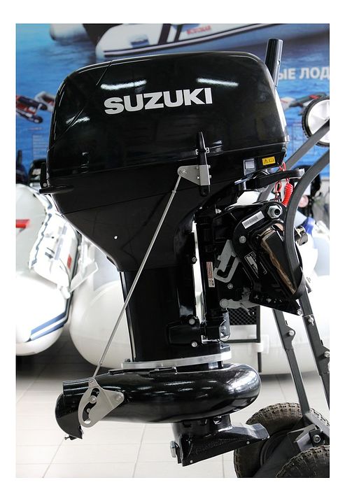мотор лодочный Suzuki DT40WS JET с водомётной насадкой